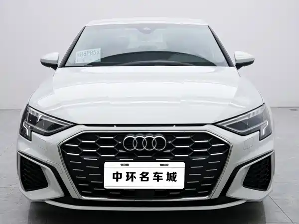 Audi A3 2022, фото 4