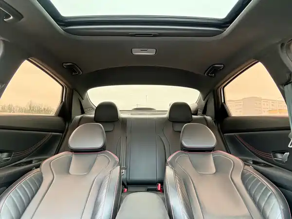 Hyundai Elantra 2022, фото 11