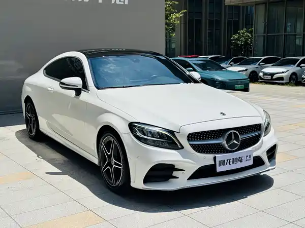 Mercedes-Benz C-Class 2022, фото 3