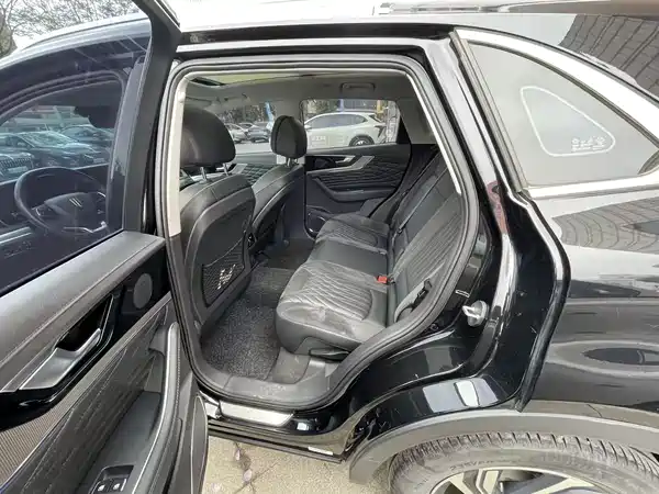 Hongqi HS5 2022, фото 8