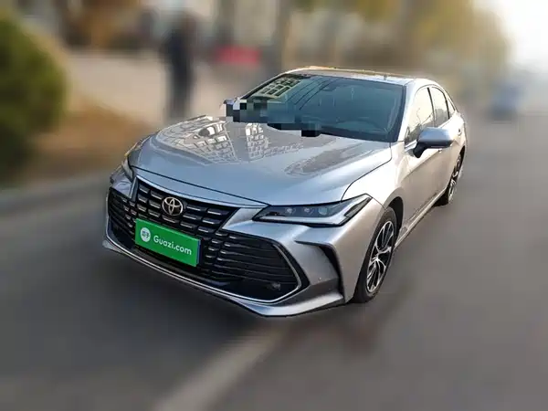 Toyota Avalon 2022, фото 2