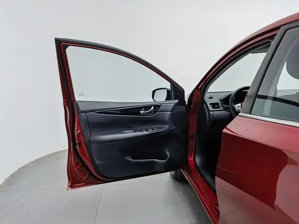 Nissan Tiida 2024, фото 8