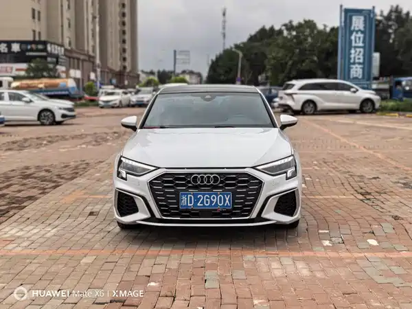 Audi A3 2022, фото 2