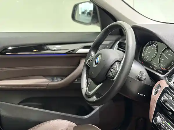 BMW X1 2022, фото 11