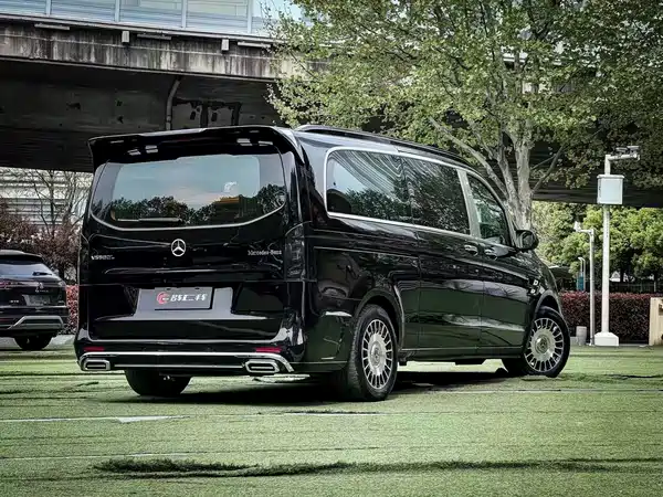 Mercedes-Benz Vito 2023, фото 3