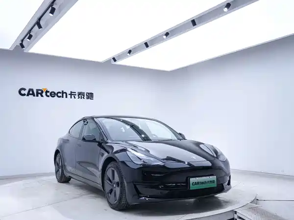 Tesla Model 3 2022, фото 8