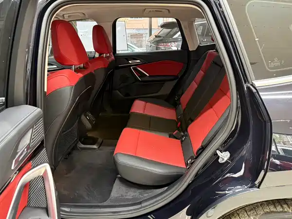 BMW X1 2023, фото 19