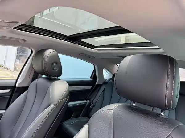 Geely Emgrand GT 2021, фото 13