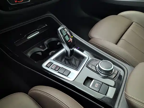 BMW 1 Series 2023, фото 25