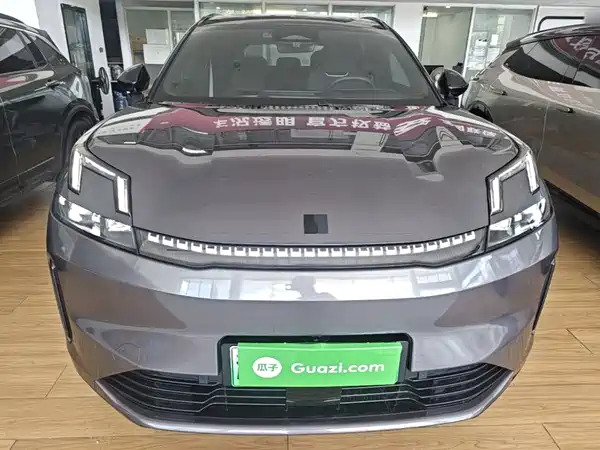Lynk & Co 08 EM-P 2023, фото 3