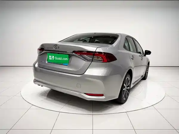 Toyota Corolla 2022, фото 4