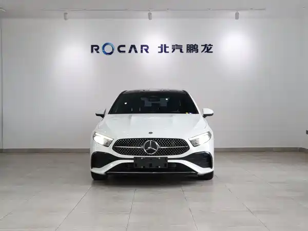 Mercedes-Benz A-Class 2023, фото 3