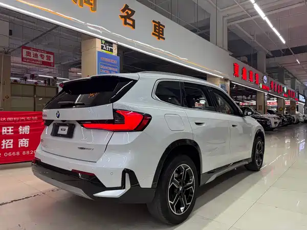 BMW X1 2023, фото 8