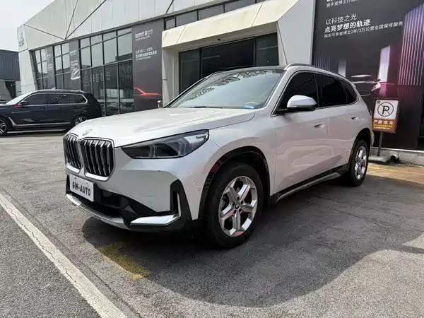 BMW X1 2023, фото 3