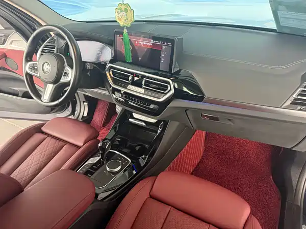BMW X3 2022, фото 30