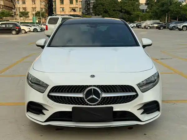 Mercedes-Benz A-Class 2022, фото 2