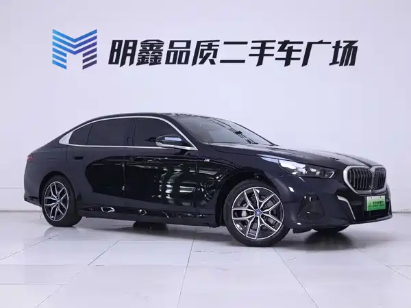 BMW i5 2025, фото 5