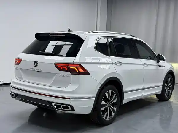 Volkswagen Tiguan L 2023, фото 14