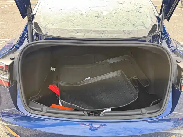 Tesla Model 3 2022, фото 24