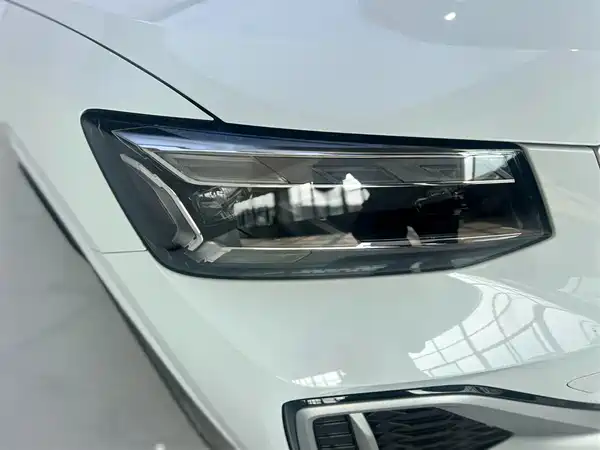 Audi Q2L 2022, фото 11
