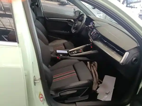 Audi A3 2023, фото 24