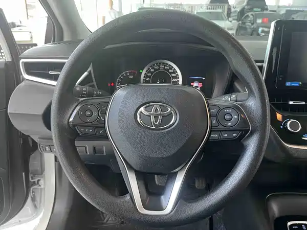 Toyota Corolla 2021, фото 18