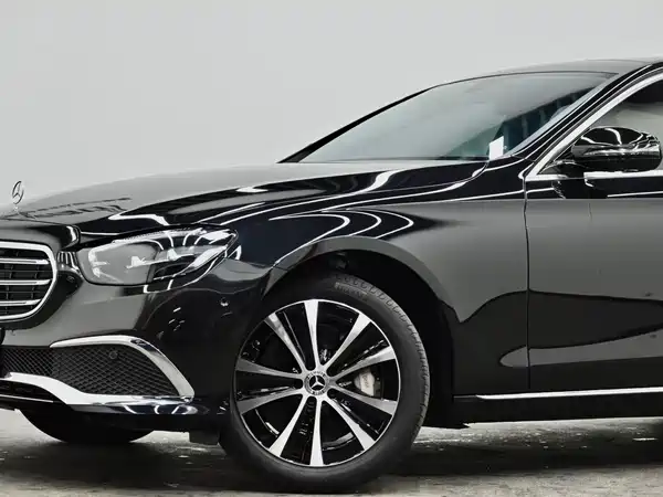 Mercedes-Benz E-Class PHEV 2022, фото 30
