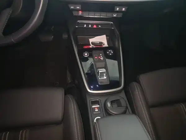 Audi A3 2022, фото 13