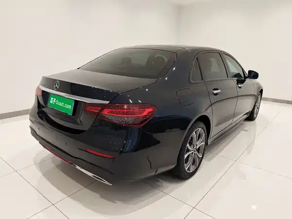 Mercedes-Benz E-Class 2022, фото 4