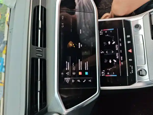 Audi A6L 2023, фото 5