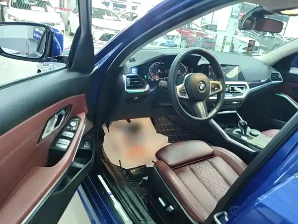 BMW 3 Series 2022, фото 15