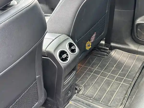 Mercedes-Benz EQB 2023, фото 15