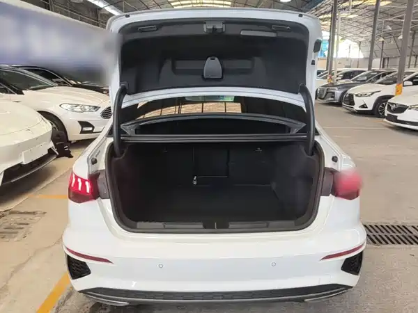 Audi A3 2022, фото 18