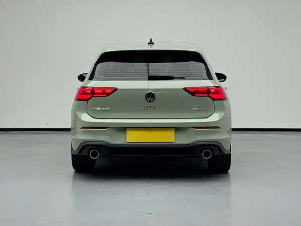 Volkswagen Golf GTI 2023, фото 7
