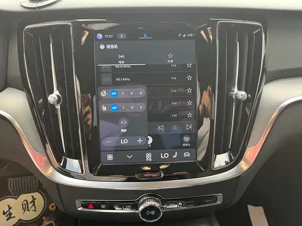 Volvo S60 2023, фото 12
