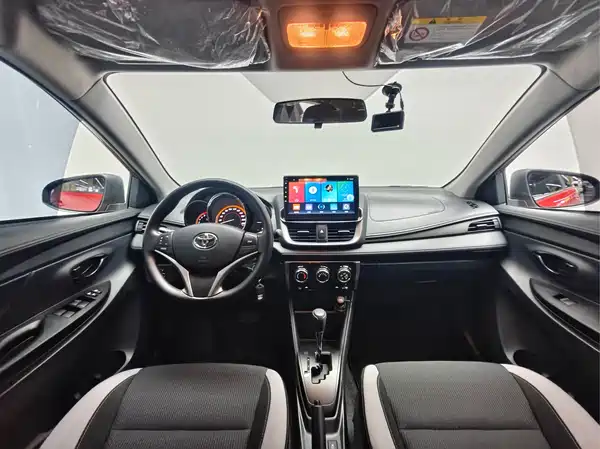 Toyota Yaris 2022, фото 15