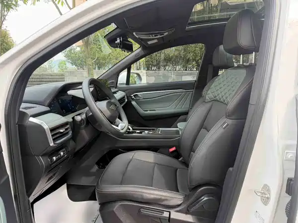 Geely Haoyue L 2023, фото 9