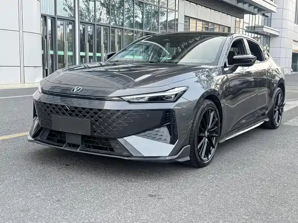 Changan UNI-V 2024