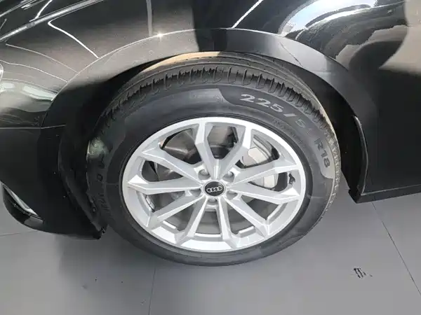 Audi A6L 2023, фото 22