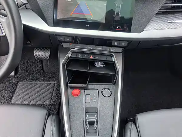 Audi A3 2023, фото 15