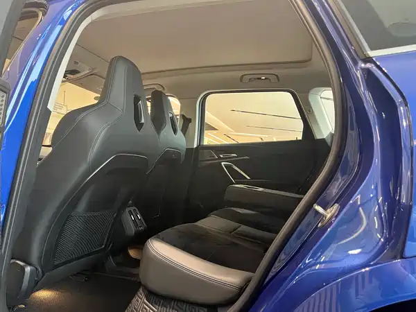 BMW iX1 2023, фото 5