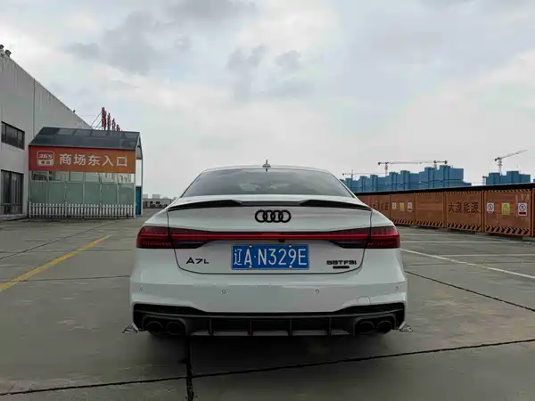Audi A7L 2022, фото 5