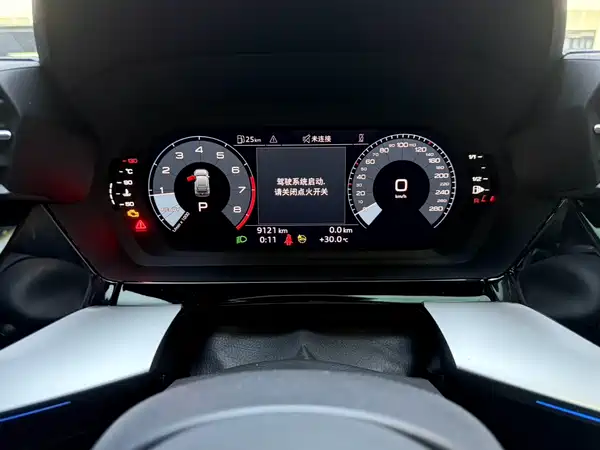 Audi A3 2023, фото 6