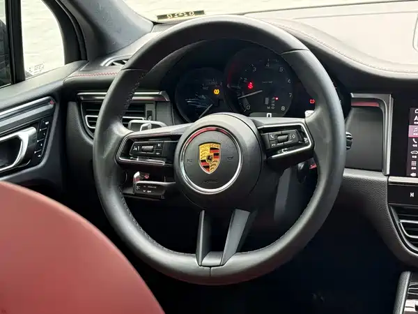 Porsche Macan 2022, фото 11