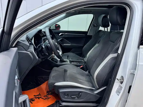 Audi Q3 2022, фото 9