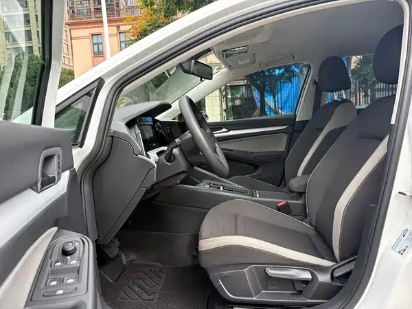 Volkswagen Golf 2021, фото 6