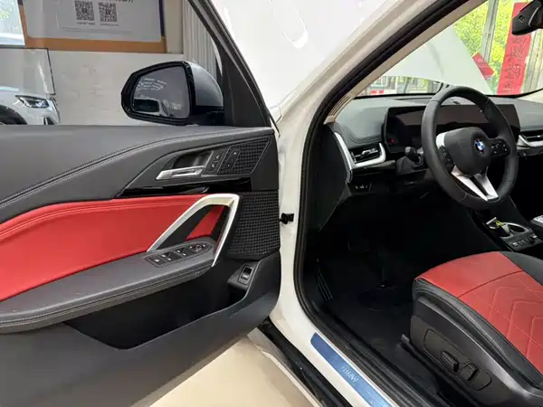 BMW X1 2023, фото 8