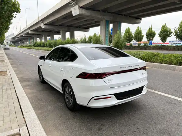 BYD Qin PLUS 2023, фото 5