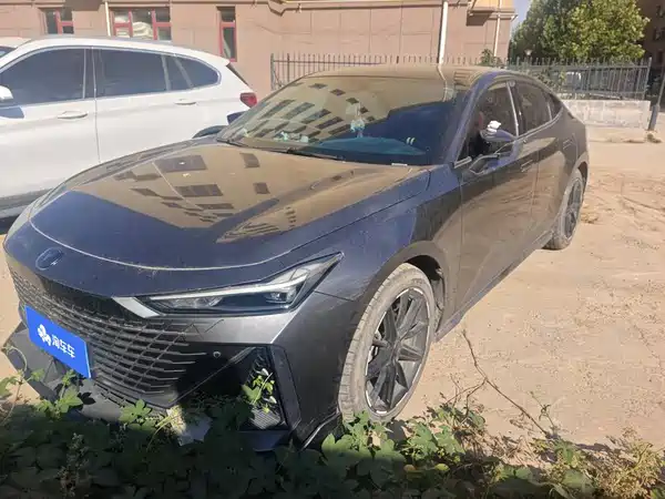 Changan UNI-V 2022