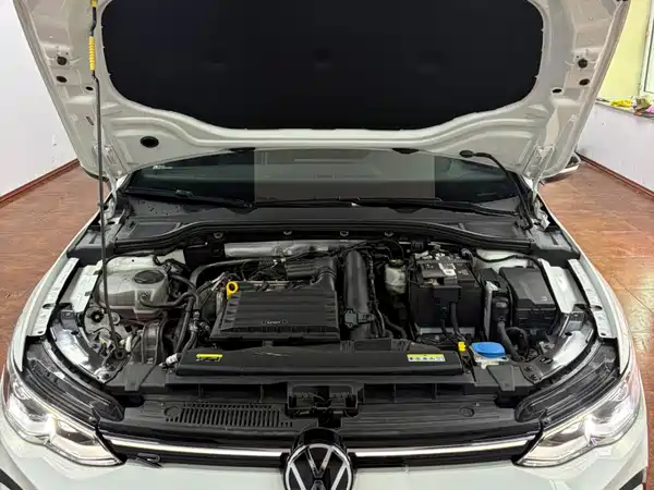 Volkswagen Golf 2023, фото 18